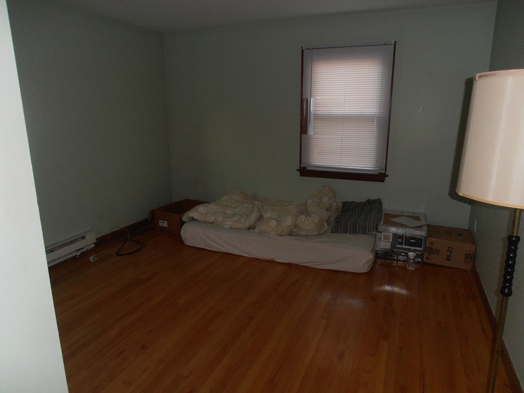 11-15 Chilson Street Springfield, MA 01118 - Photo 9 of 23 Gallery Image 9