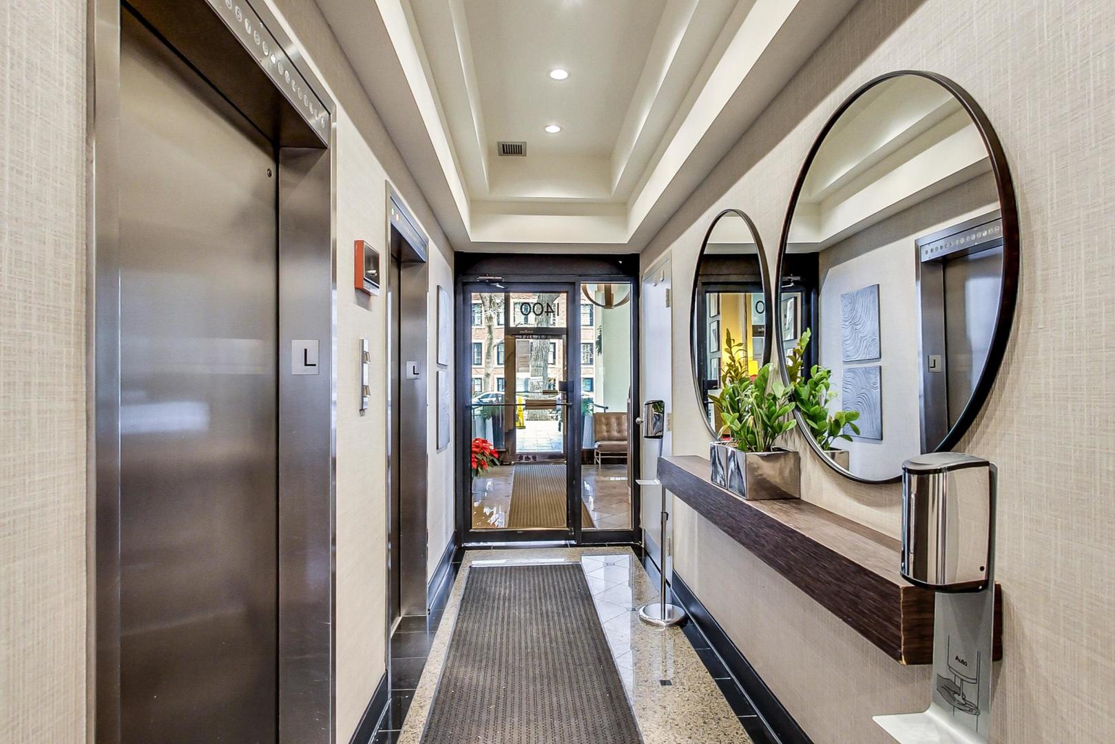 1400 North State Parkway, Unit 18A Chicago, IL 60610 - Photo 27 of 31 a view of entryway with a flower pot and a large window