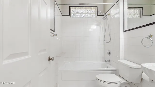 $3,600 | 121 Downing Street, Panama City Beach, FL 32413