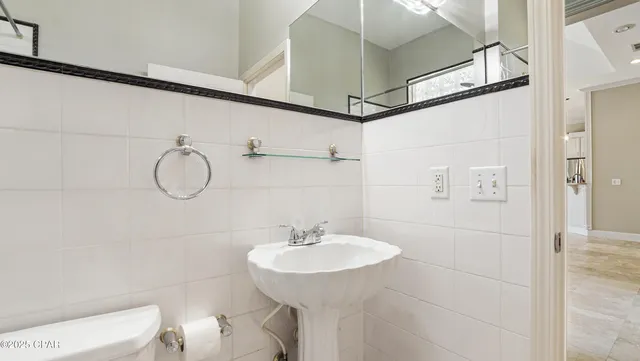 $3,600 | 121 Downing Street, Panama City Beach, FL 32413