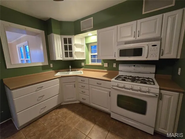 $234,900 | 4939 Lisette Avenue, St. Louis, MO 63109