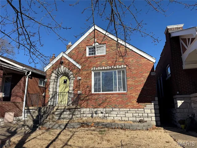$234,900 | 4939 Lisette Avenue, St. Louis, MO 63109
