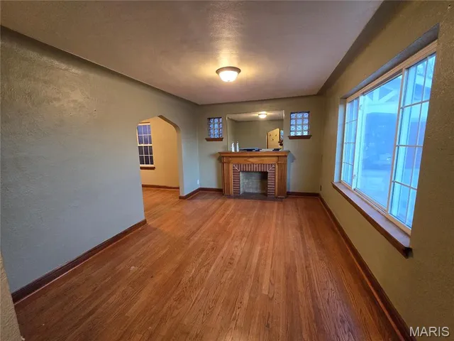 $234,900 | 4939 Lisette Avenue, St. Louis, MO 63109