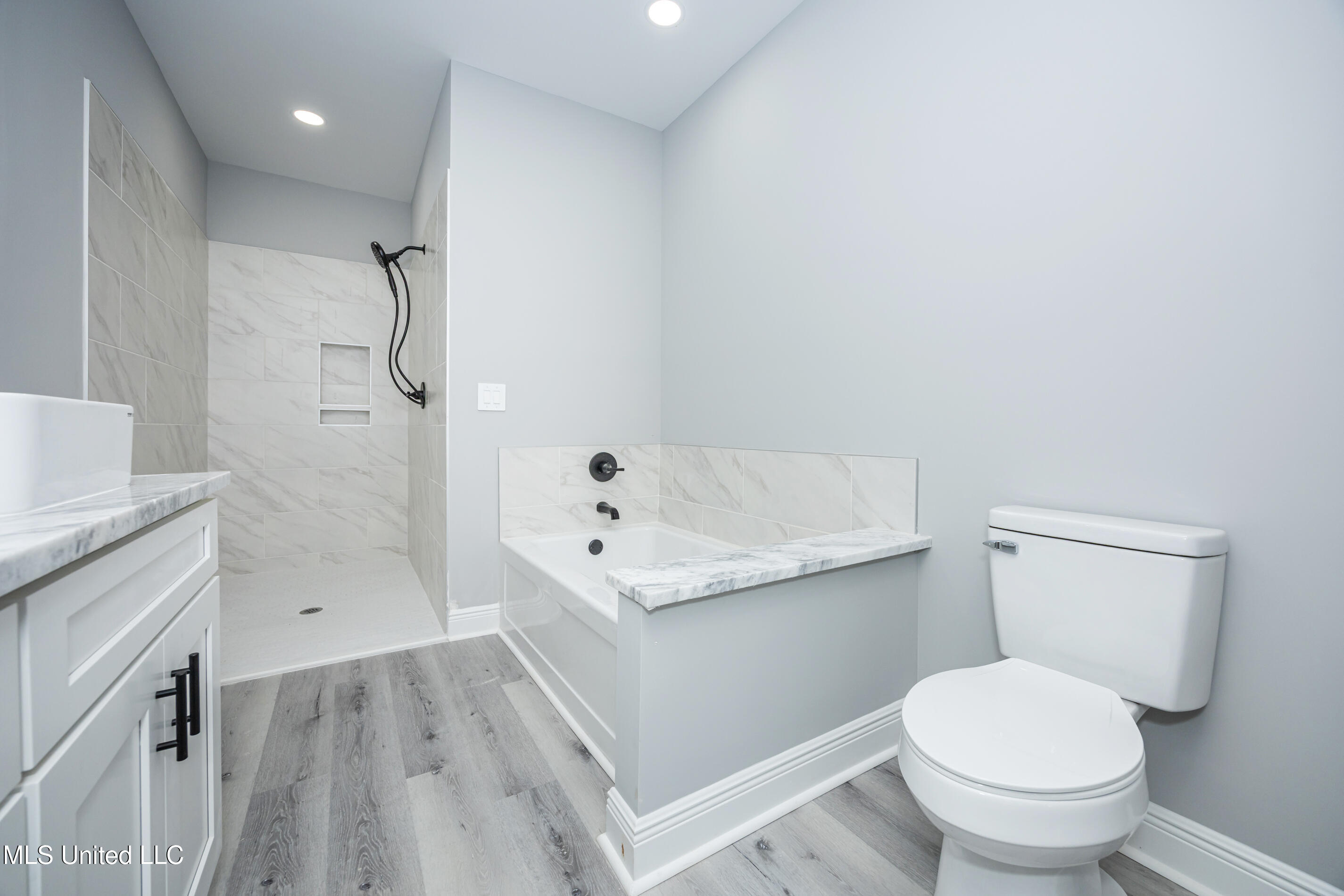 8315 Martin Bluff Road Gautier, MS 39553 - Photo 24 of 46 IMG_2712