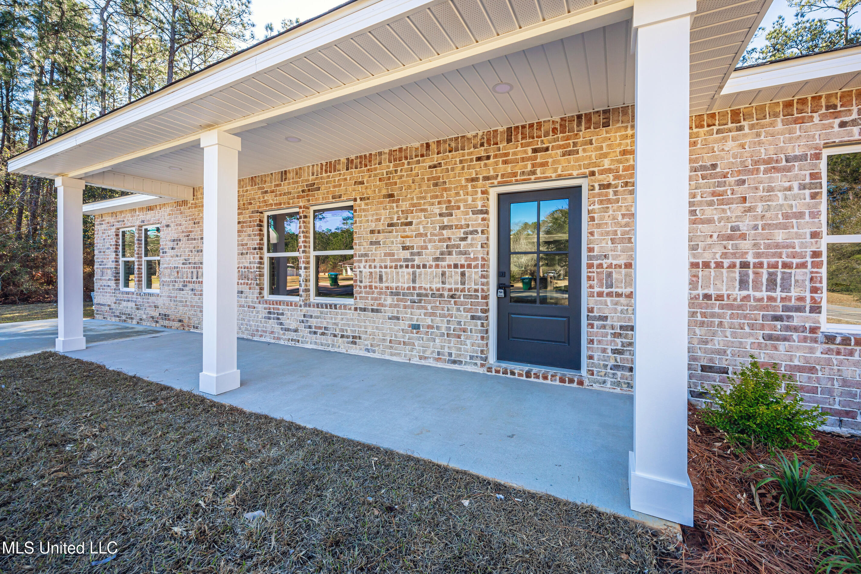 8315 Martin Bluff Road Gautier, MS 39553 - Photo 6 of 46 IMG_2690