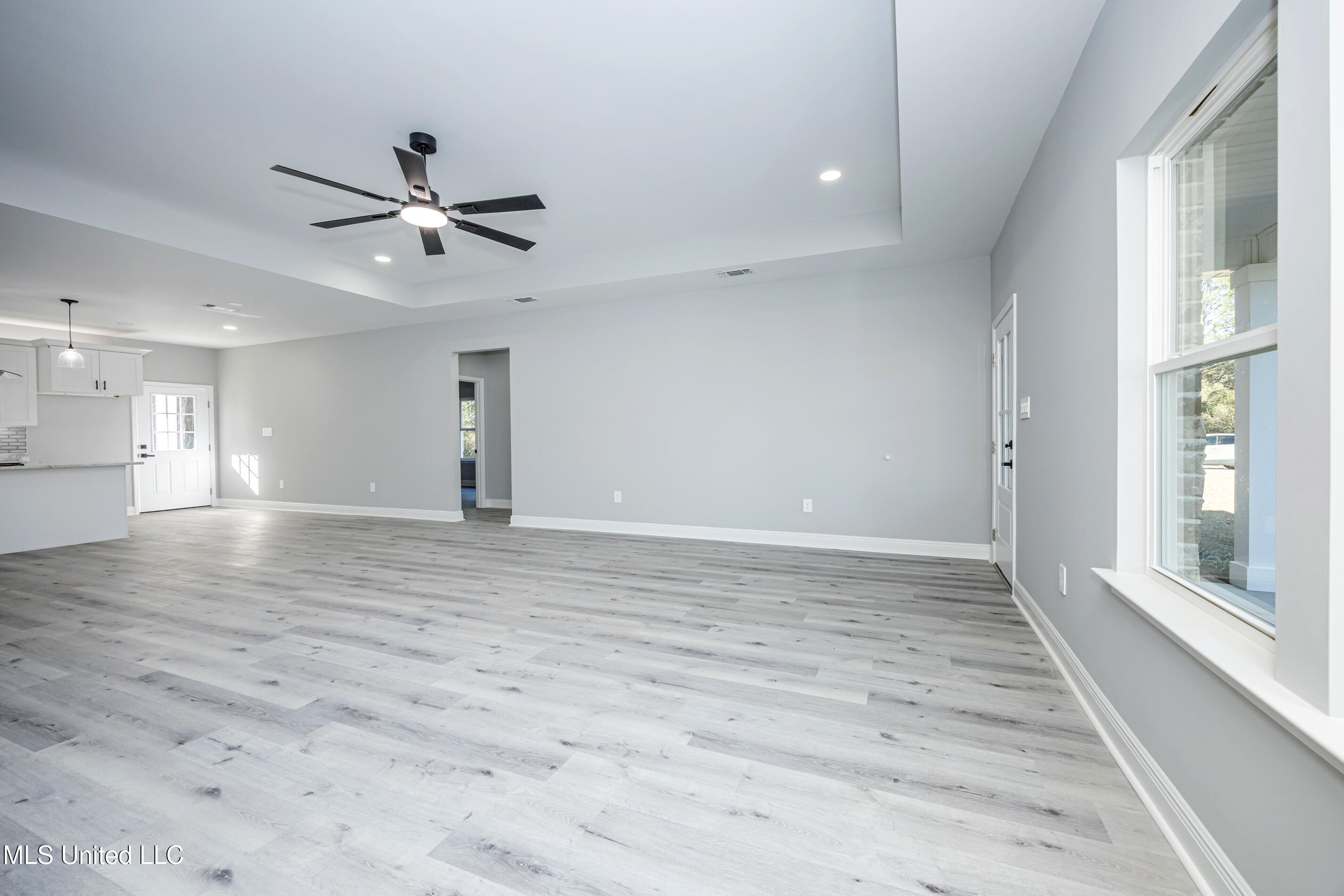 8315 Martin Bluff Road Gautier, MS 39553 - Photo 10 of 46 IMG_2697