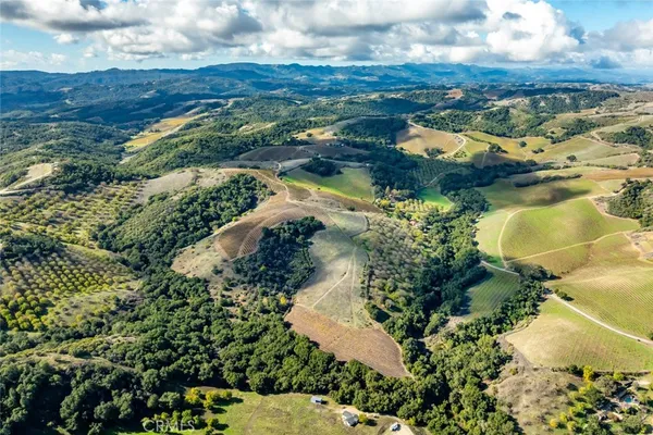$1,900,000 | 0 Peachy Canyon, Paso Robles, CA 93446