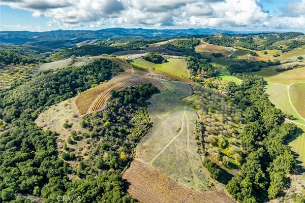 $1,900,000 | 0 Peachy Canyon, Paso Robles, CA 93446