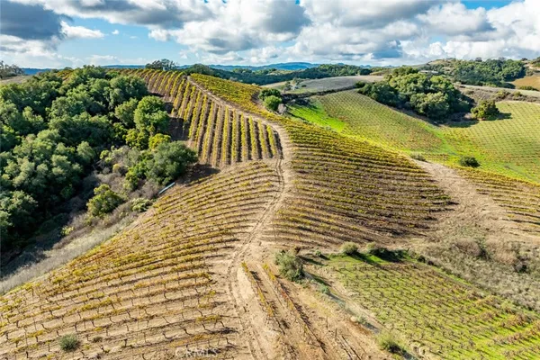 $1,900,000 | 0 Peachy Canyon, Paso Robles, CA 93446