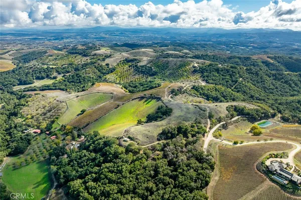 $1,900,000 | 0 Peachy Canyon, Paso Robles, CA 93446