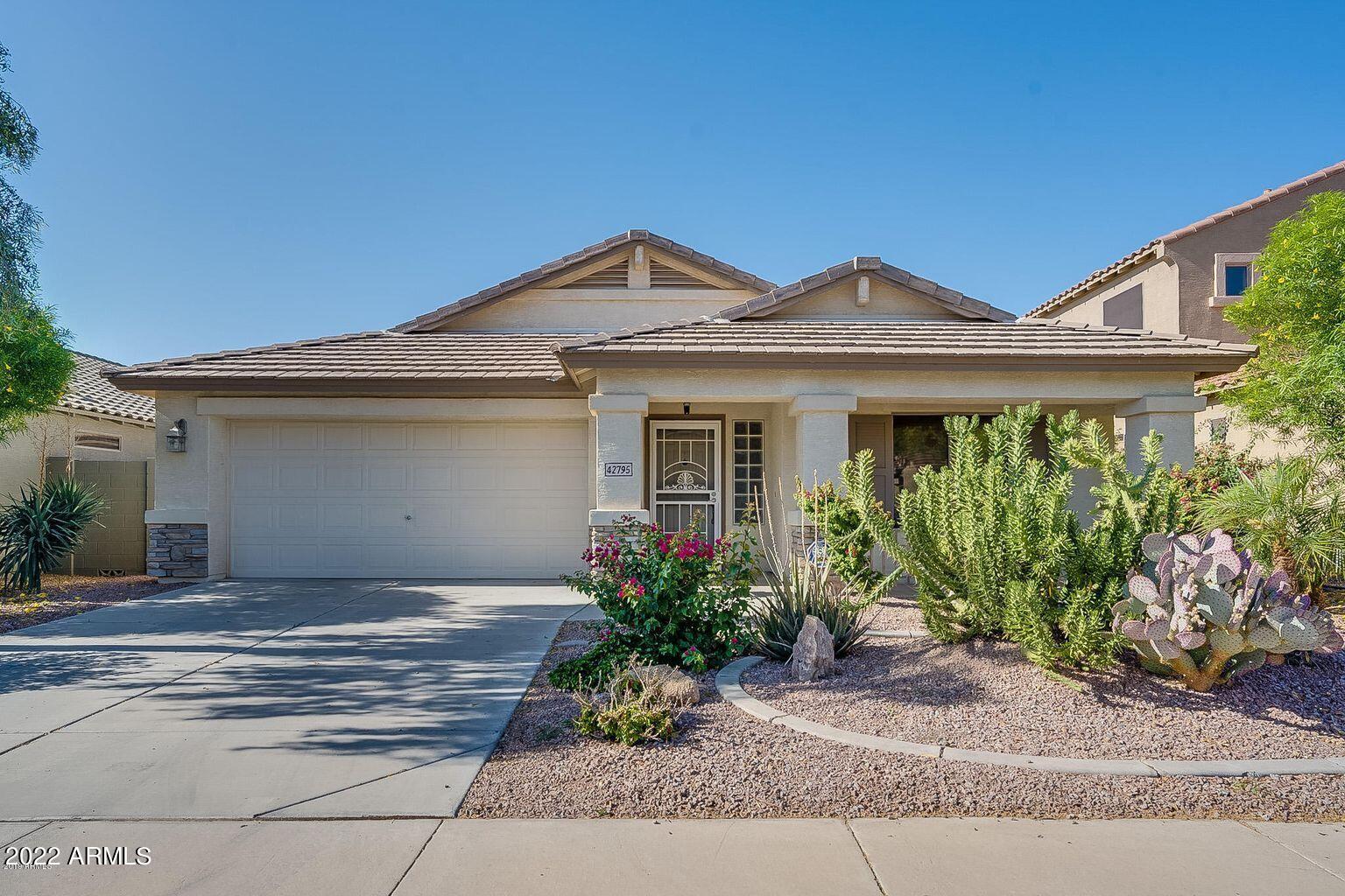 42795 West Venture Road Maricopa, AZ 85138 - Photo 1 of 15 20190516173230652022000000-o