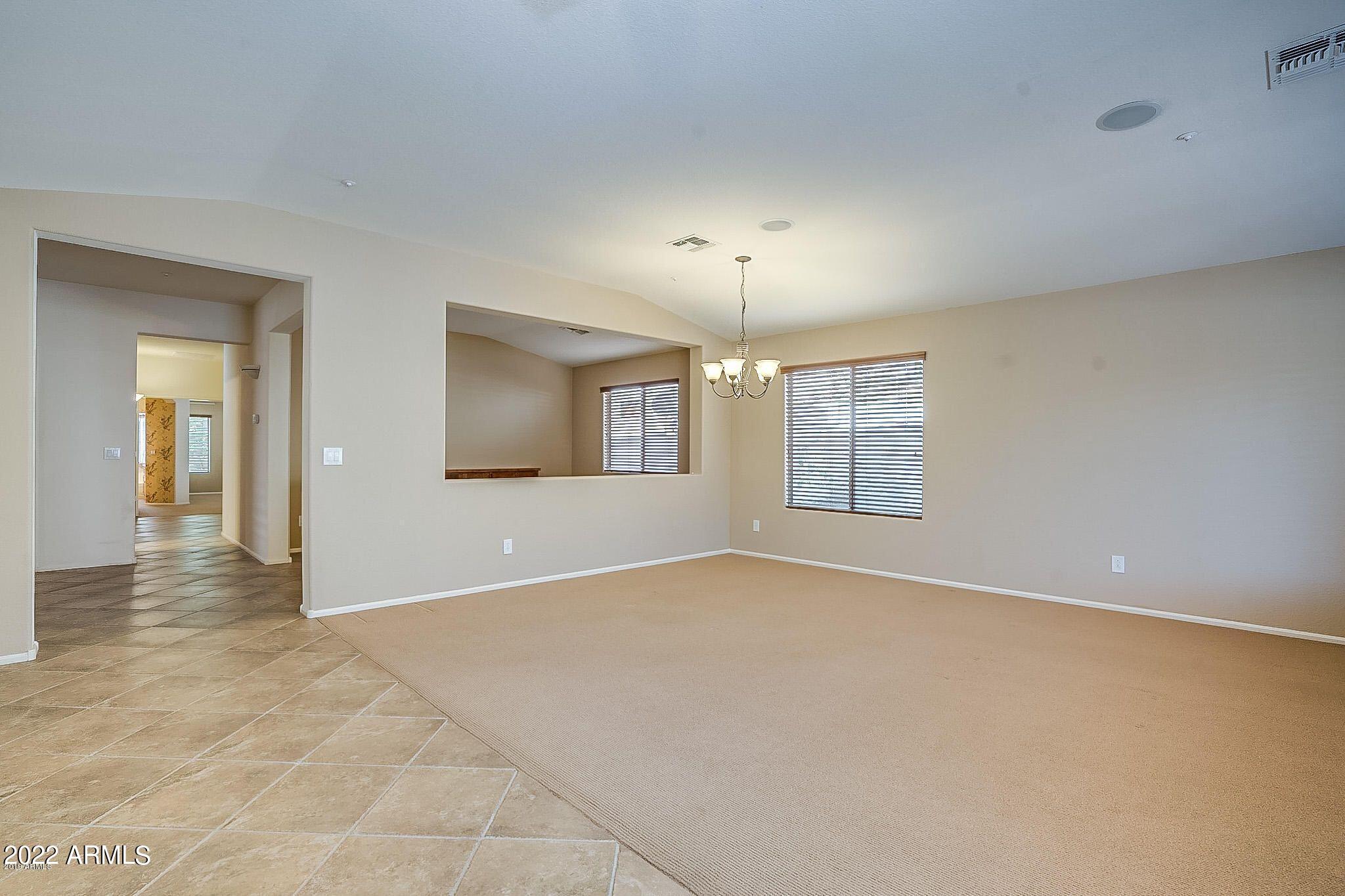 42795 West Venture Road Maricopa, AZ 85138 - Photo 3 of 15 20190516173233690661000000-o