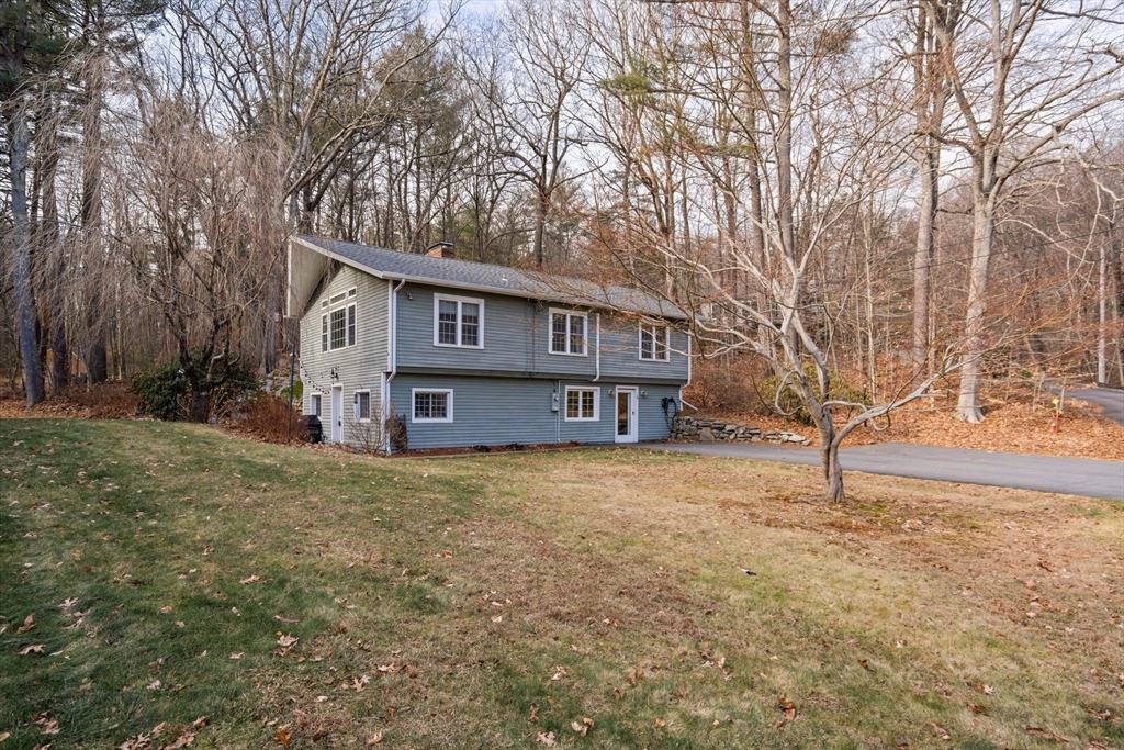 10 Breton Road Upton, MA 01568 - Photo 1 of 35 Gallery Image 1
