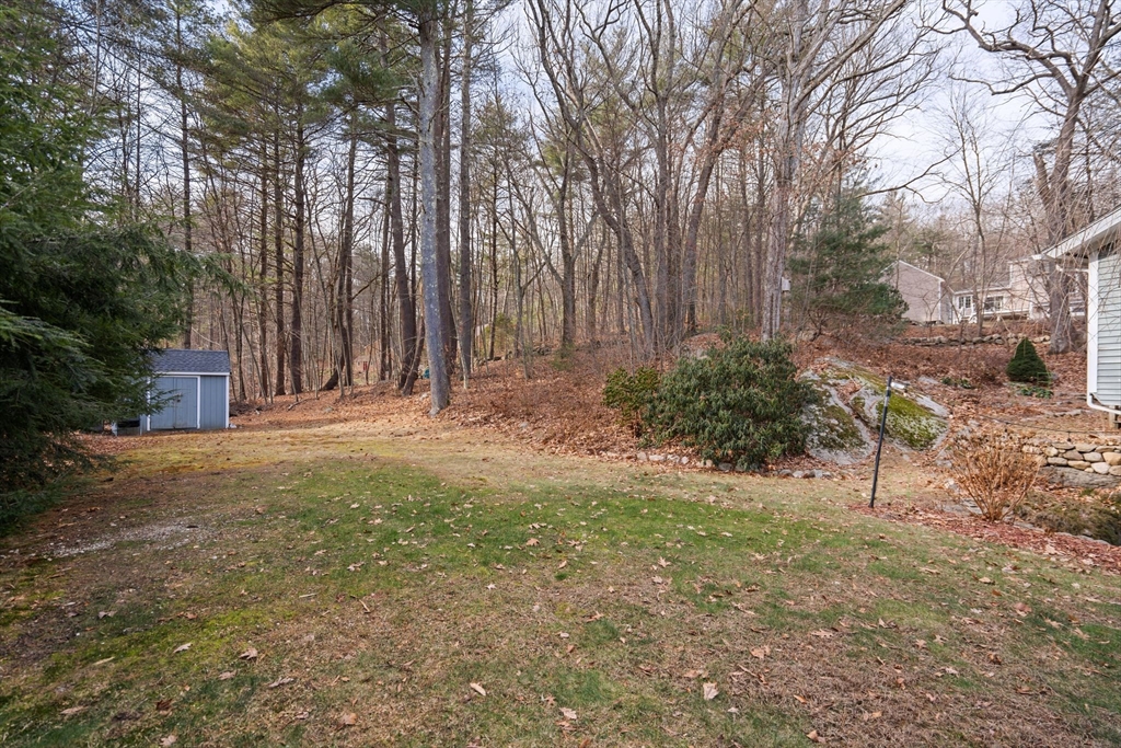 10 Breton Road Upton, MA 01568 - Photo 4 of 35 Gallery Image 4