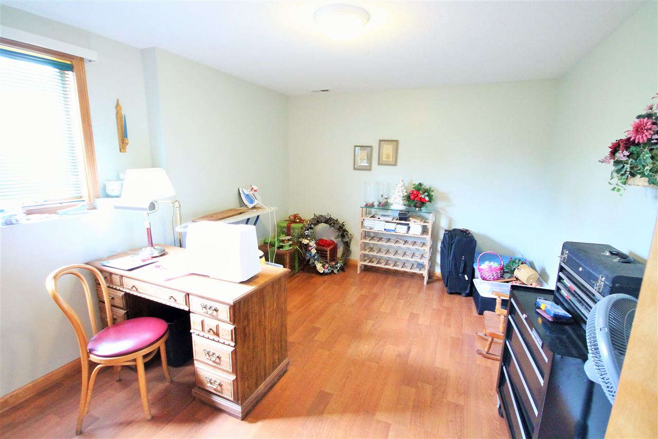 6716 Hursh Road Fort Wayne, IN 46845 - Photo 22 of 30