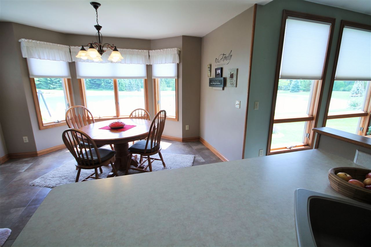6716 Hursh Road Fort Wayne, IN 46845 - Photo 5 of 30
