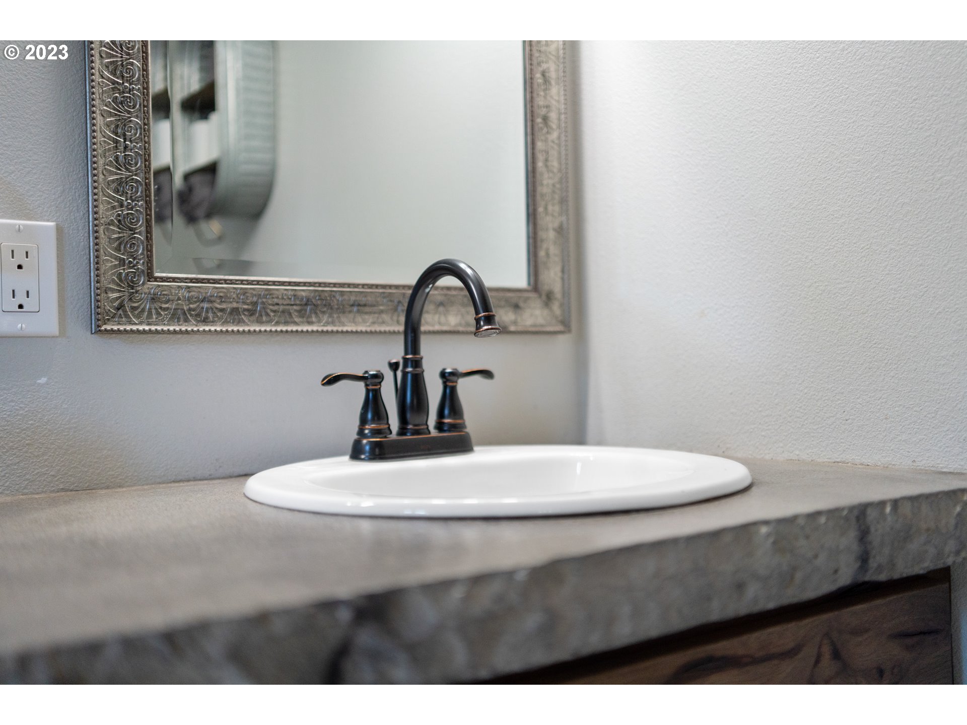 9520 Hurliman Hill Road Tillamook, OR 97141 - Photo 12 of 21 Bathroom