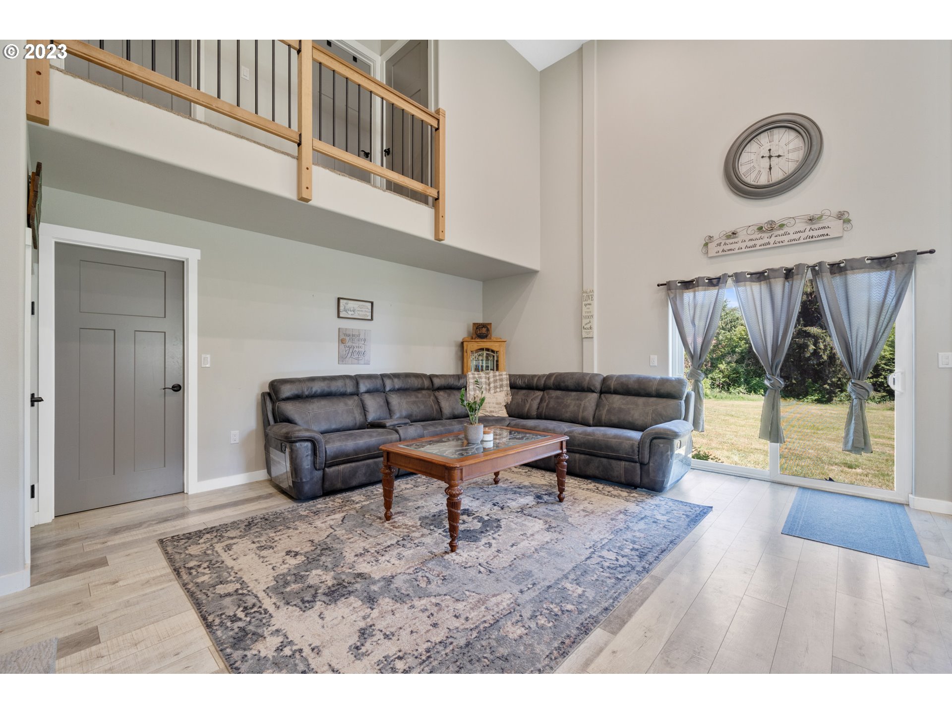 9520 Hurliman Hill Road Tillamook, OR 97141 - Photo 5 of 21 Living Room