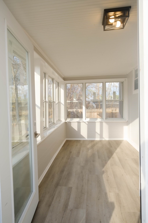 23 Eldert Street Springfield, MA 01109 - Photo 5 of 22 Gallery Image 5