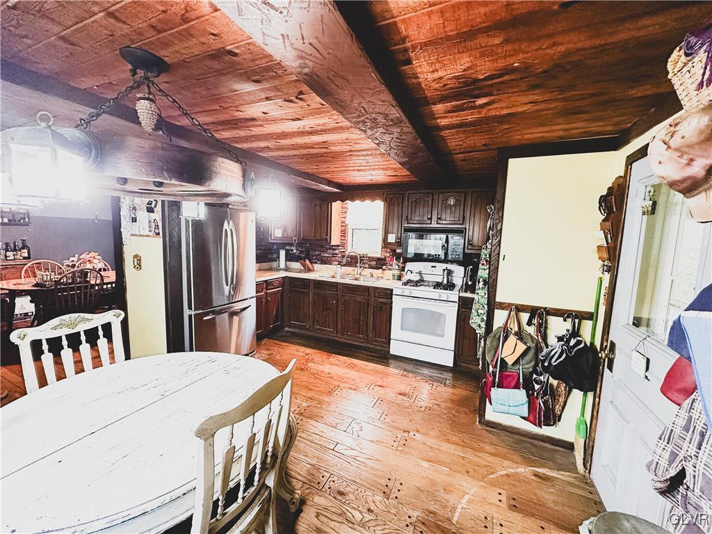 80 East Factoryville Road Bangor, PA 18013 - Photo 8 of 26 Gallery Image 8