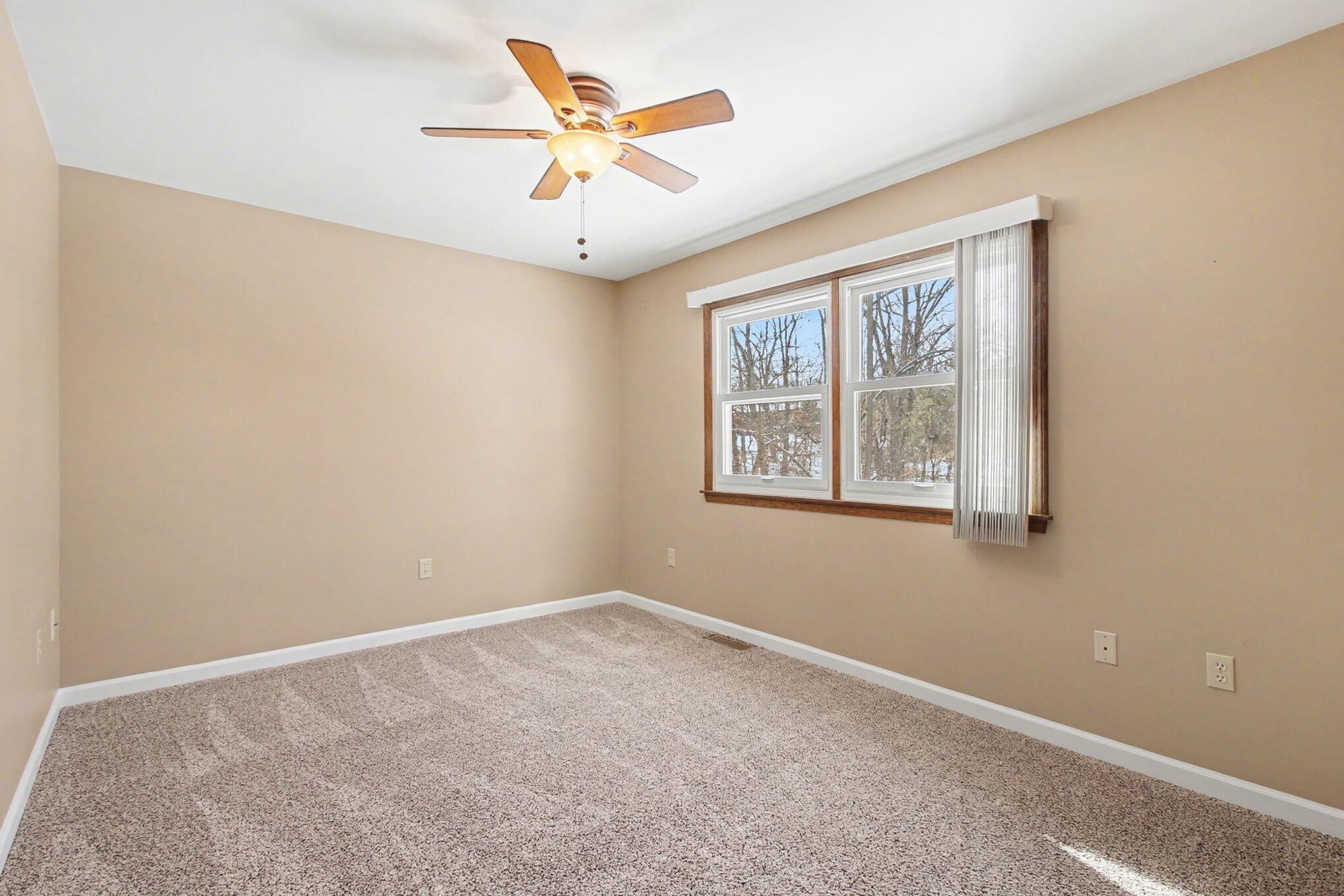 194 Wexford Road Valparaiso, IN 46385 - Photo 13 of 29 2038x1359