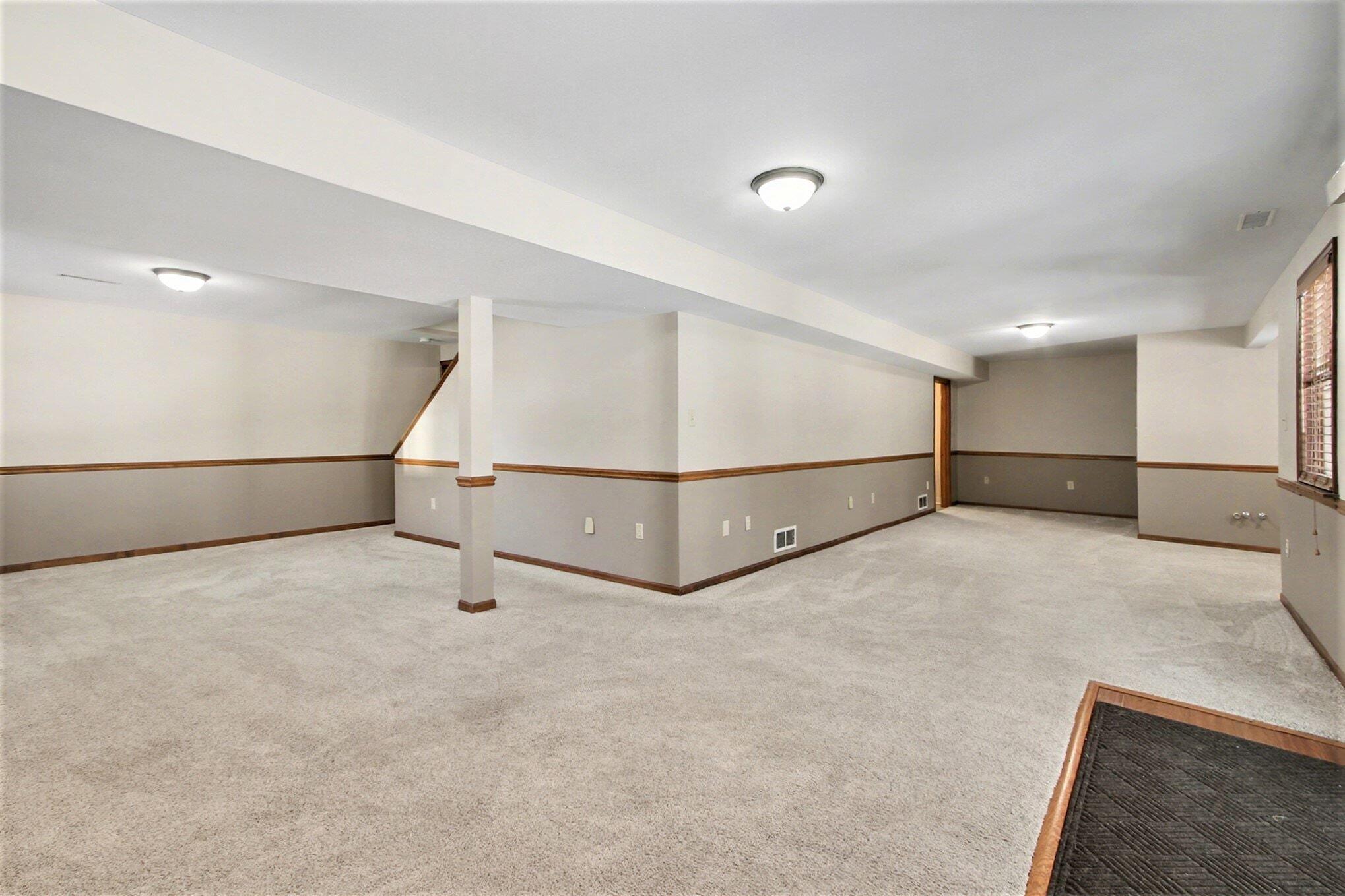 194 Wexford Road Valparaiso, IN 46385 - Photo 15 of 29 2038x1359