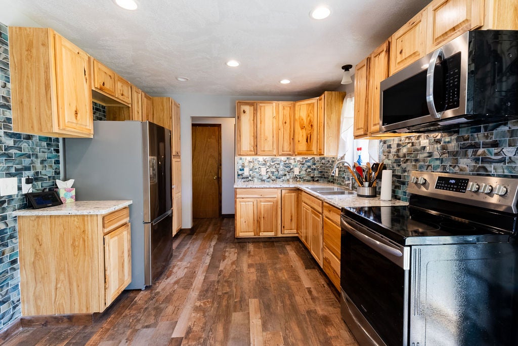 131 Carbonado Road Joliet, MT 59041 - Photo 18 of 50 Gallery Image 18