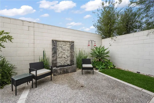 $7,800 | 1068 Hampton Drive, Costa Mesa, CA 92627