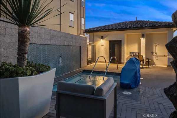 $7,800 | 1068 Hampton Drive, Costa Mesa, CA 92627
