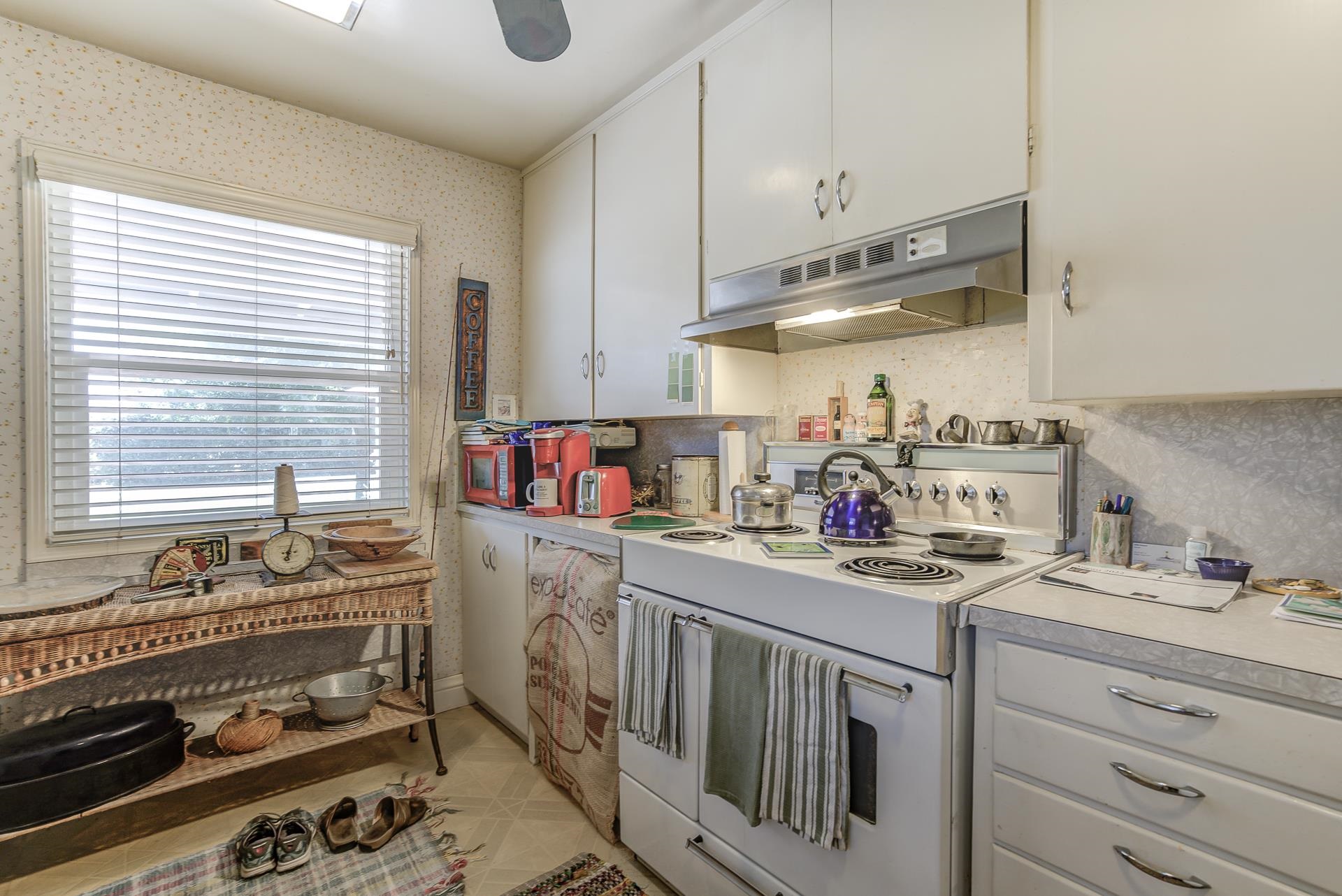 22165 Gilmore Ranch Road Red Bluff, CA 96080 - Photo 11 of 36 Gallery Image 11