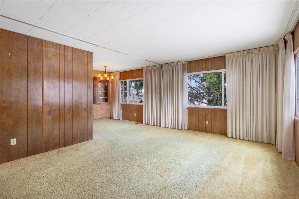 3955 South Stage Road, Unit 7 Medford, OR 97501 - Photo 8 of 36 08-3955 S Stage Rd Unit 7-8