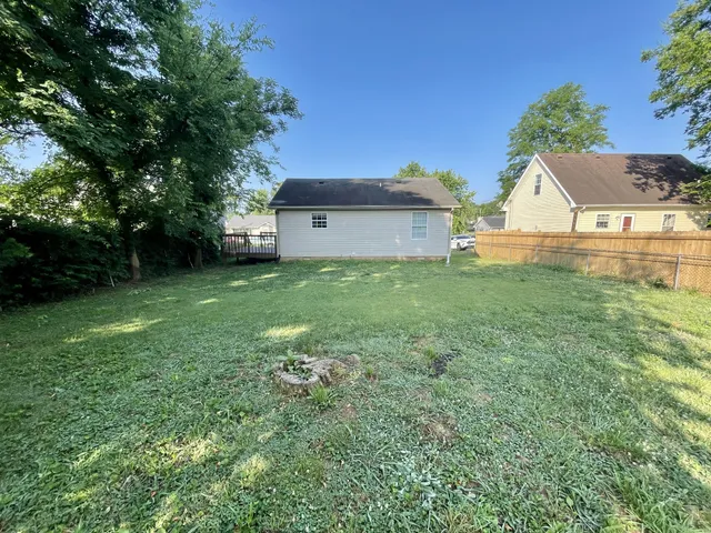$1,200 | 1213 Carol Drive, Oak Grove, KY 42262