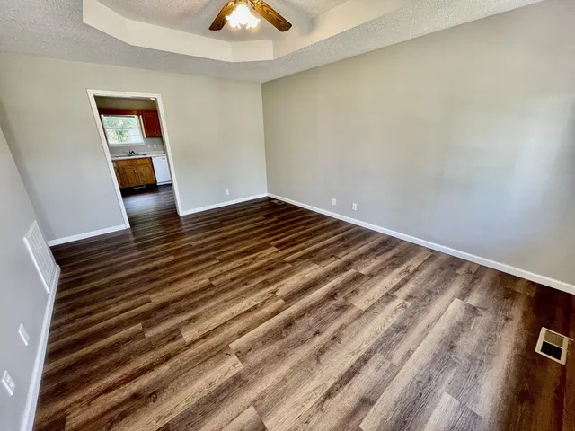 $1,200 | 1213 Carol Drive, Oak Grove, KY 42262