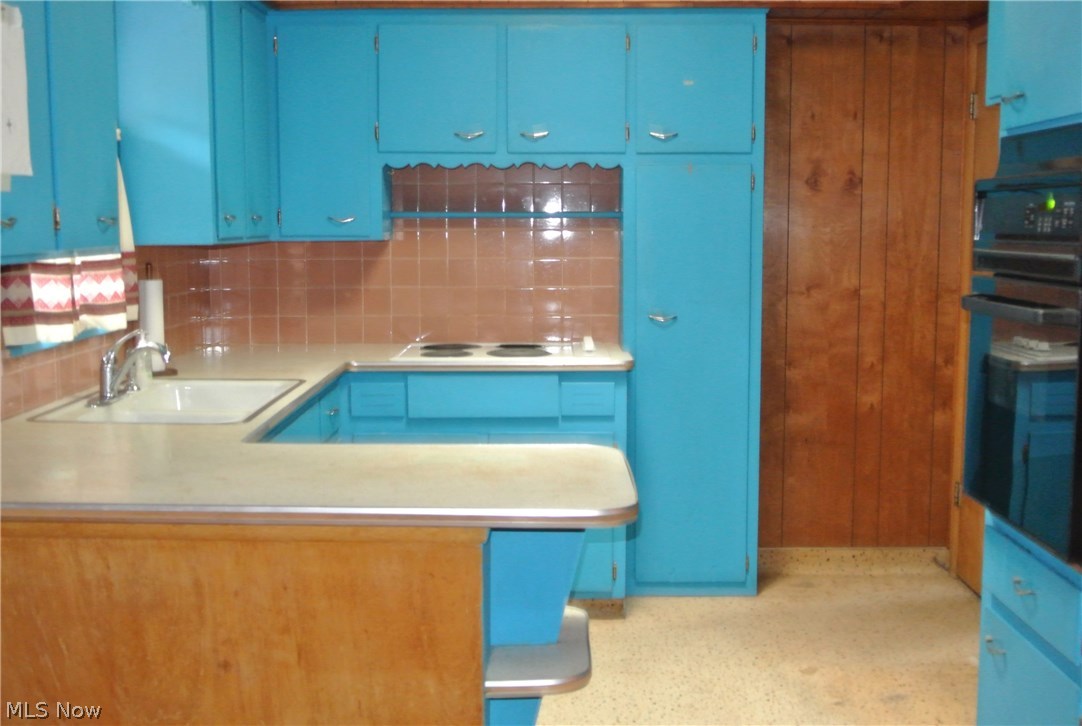 4470 Fishcreek Road Stow, OH 44224 - Photo 9 of 18 Kitchen