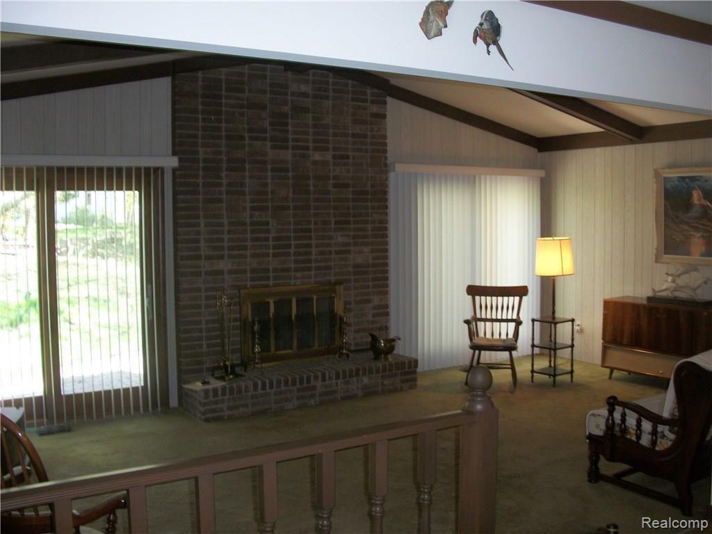344 Lake Forest Road Rochester Hills, MI 48309 - Photo 6 of 12