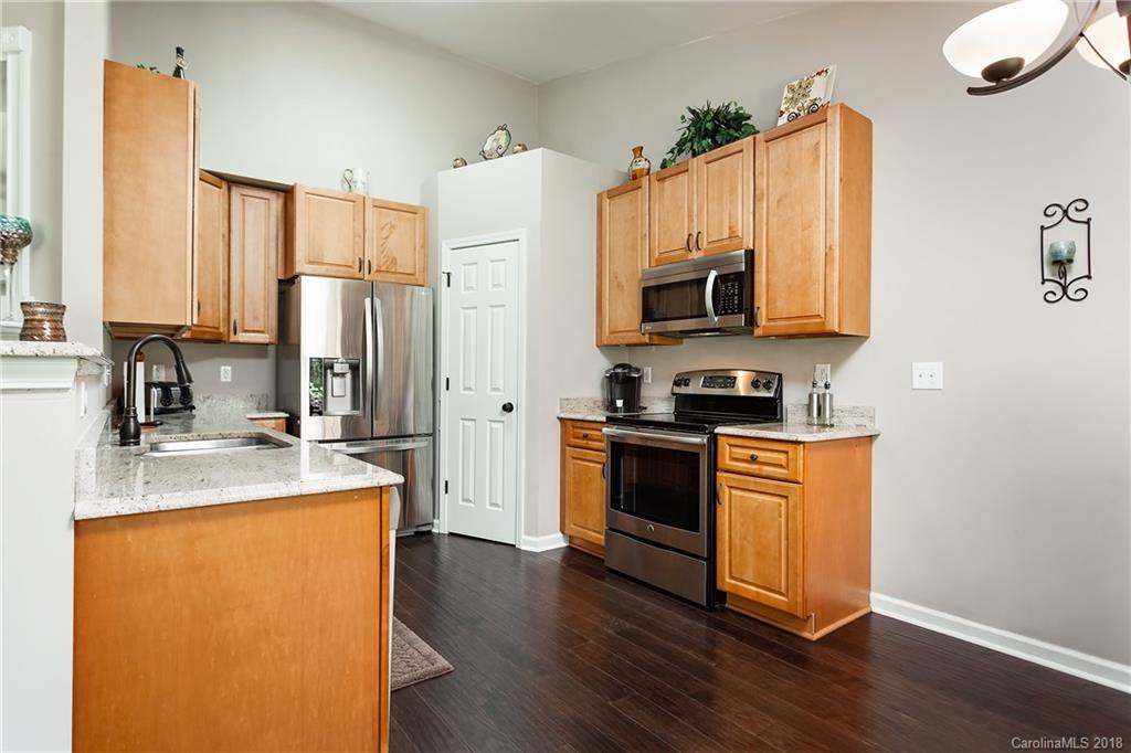 7617 Black Hawk Lane Tega Cay, SC 29708 - Photo 11 of 24 Gallery Image 11