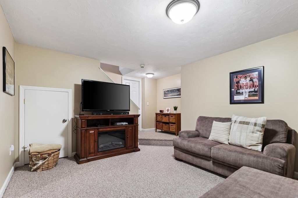 104 Ridgewood Drive Taunton, MA 02780 - Photo 34 of 40