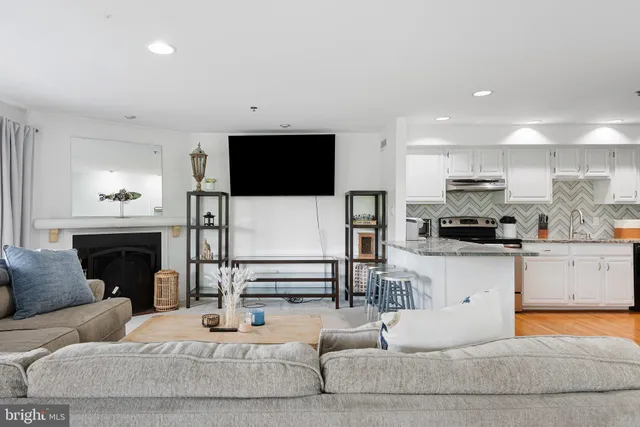 $249,000 | 600 North Ford Avenue, Unit 103, Wilmington, DE 19805