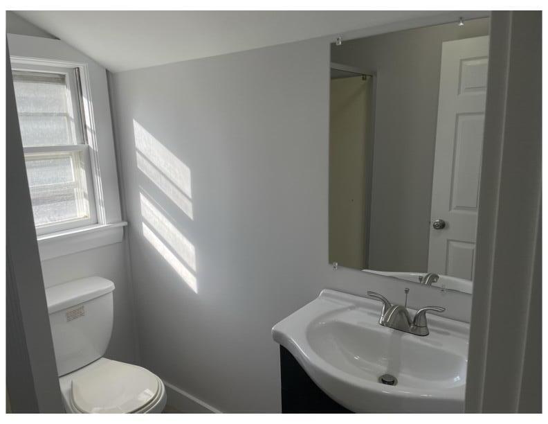 342 Lower County Road, Unit 2 Dennis Port, MA 02639 - Photo 4 of 9 Bathroom