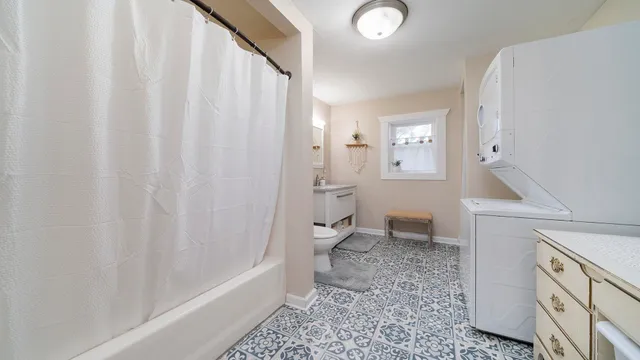 $200,000 | 13714 Dorr Road, Rockton, IL 61072