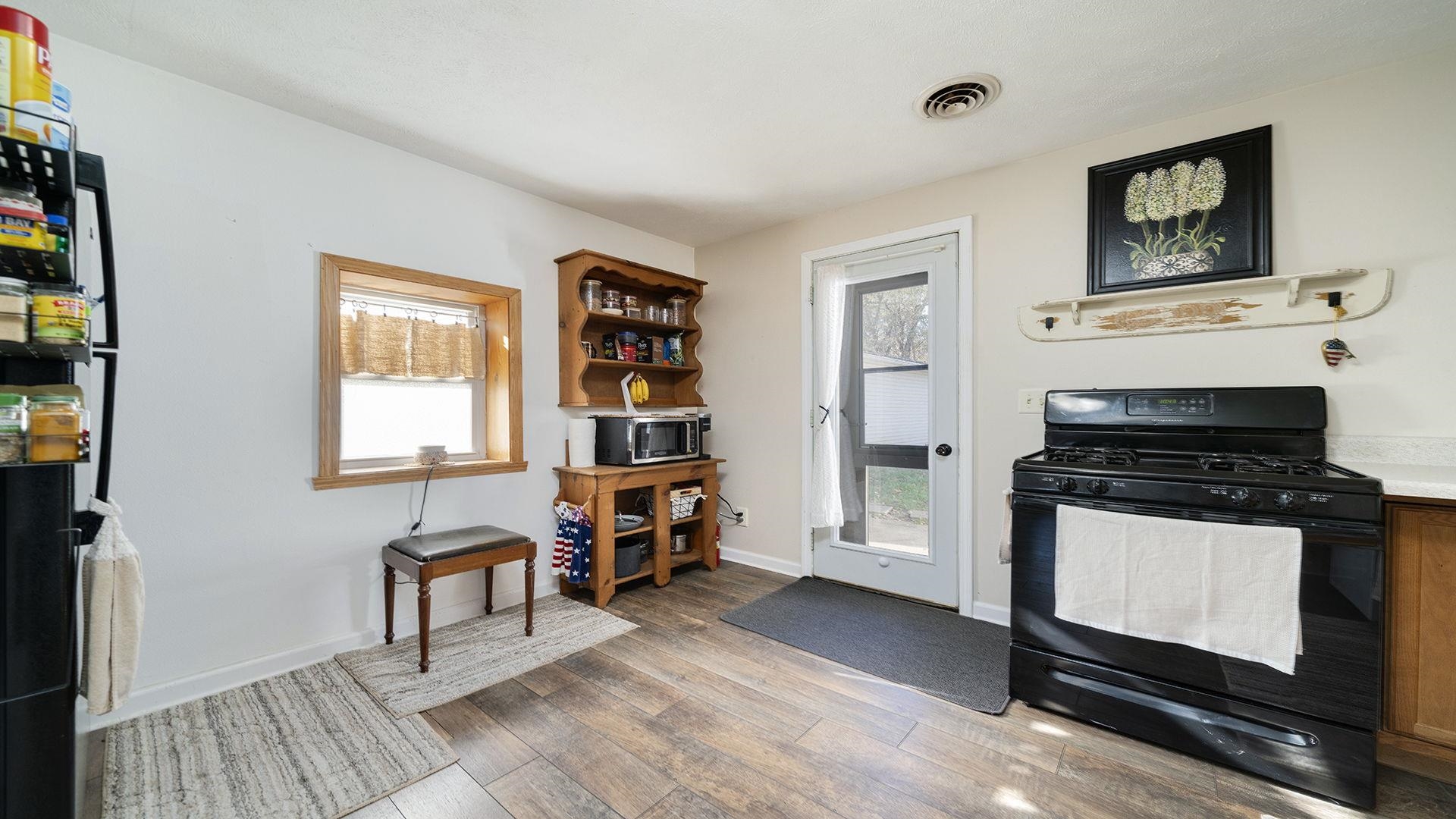 13714 Dorr Road Rockton, IL 61072 - Photo 10 of 38