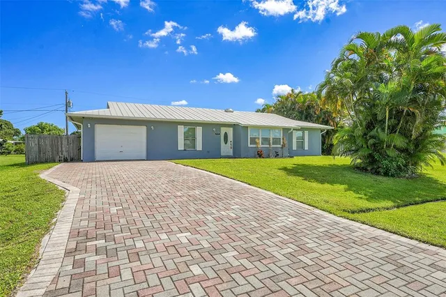 $2,650 | 709 Southwest Dorchester Street, Port St. Lucie, FL 34983