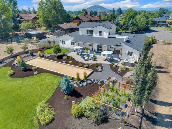 $1,595,000 | 21483 Bunchgrass Ct Bend, Bend, OR 97701