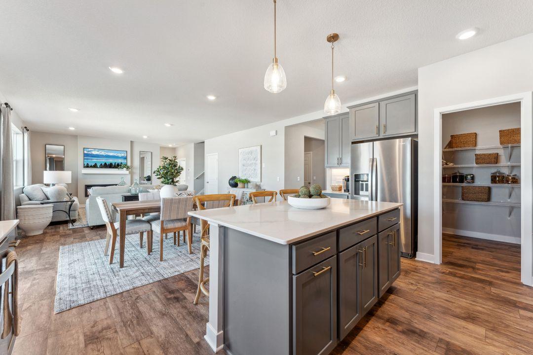 1830 Marsh View Terrace Shakopee, MN 55379 - Photo 12 of 37