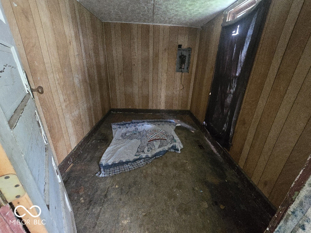 2022 Forkner Street Anderson, IN 46016 - Photo 11 of 16