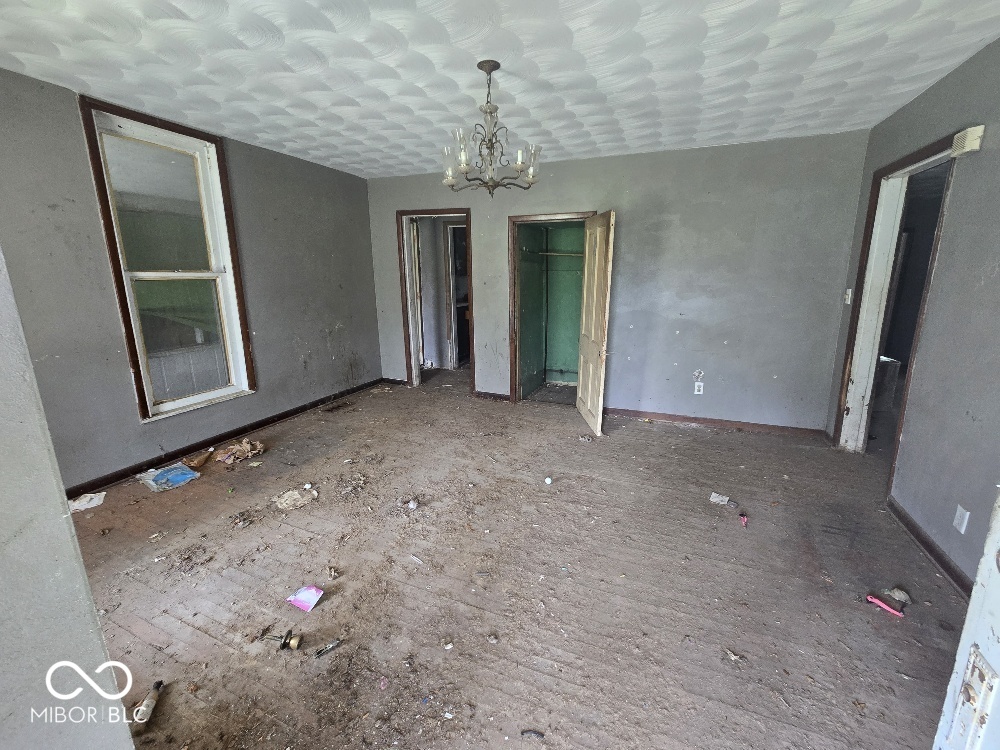 2022 Forkner Street Anderson, IN 46016 - Photo 2 of 16