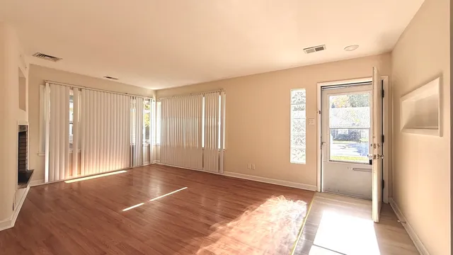 $215,000 | 1828 183rd Street, Homewood, IL 60430