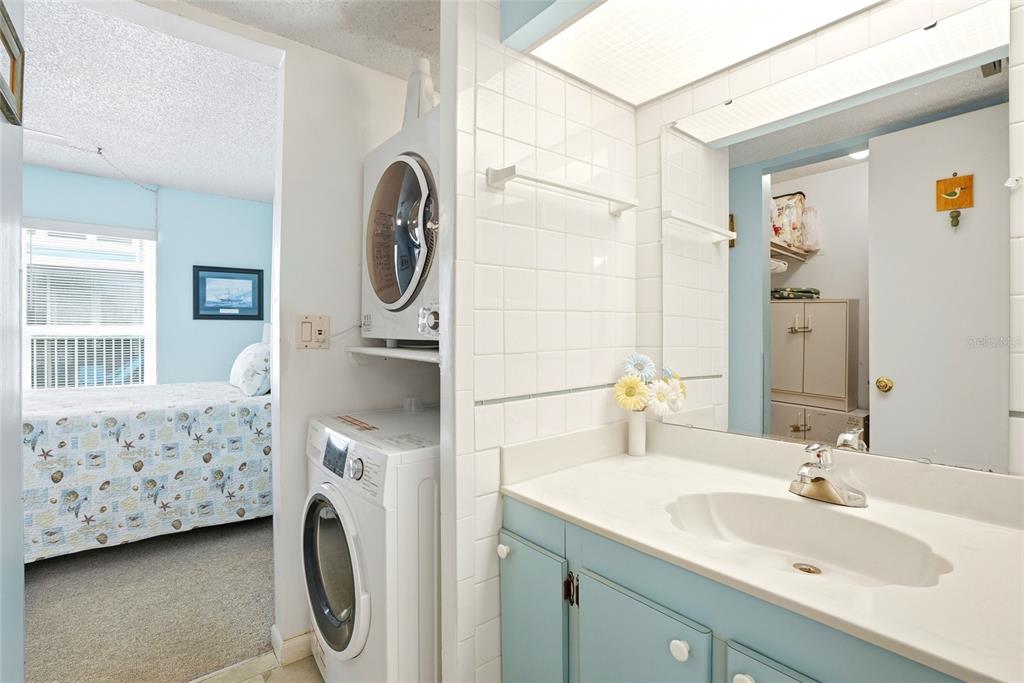 320 Medallion Boulevard, Unit H Madeira Beach, FL 33708 - Photo 19 of 38
