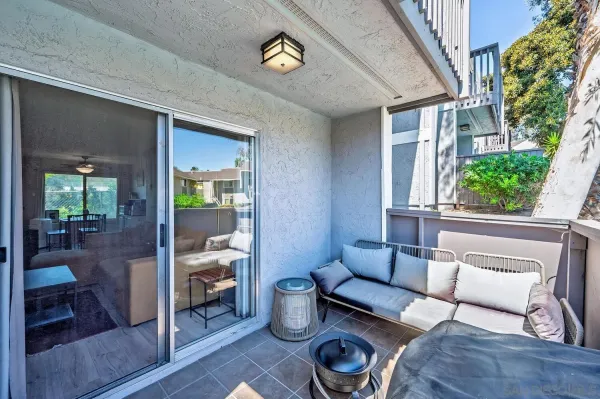 $399,900 | 6333 College Grove Way, Unit 2104, San Diego, CA 92115