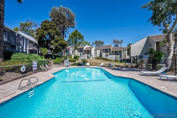 $399,900 | 6333 College Grove Way, Unit 2104, San Diego, CA 92115